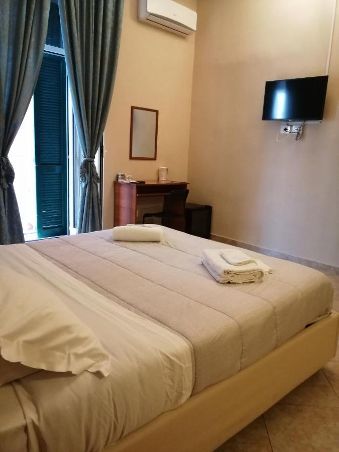 San Gaetano Bed Hotell Napoli Eksteriør bilde