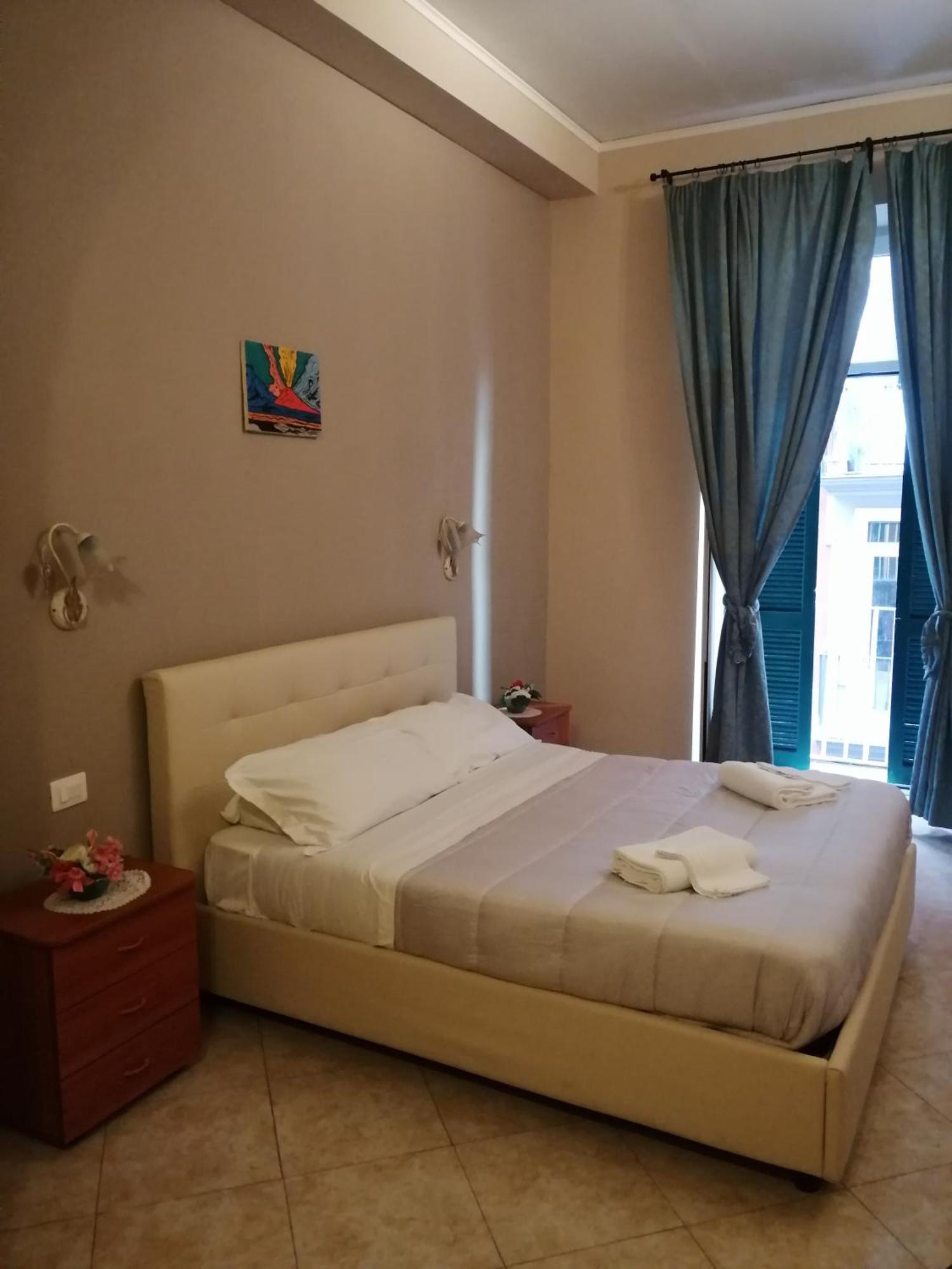 San Gaetano Bed Hotell Napoli Eksteriør bilde